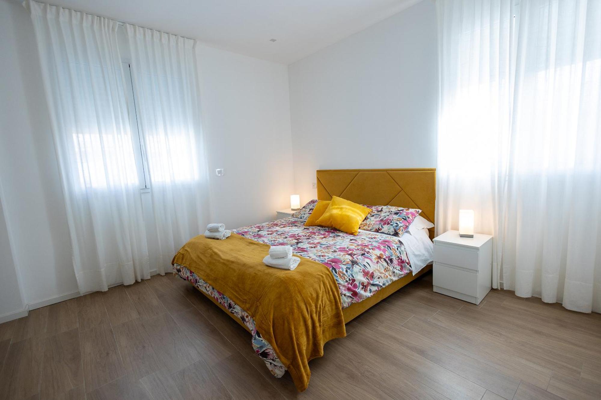 Perla Sul Mare Apartments Джардини-Наксос Экстерьер фото
